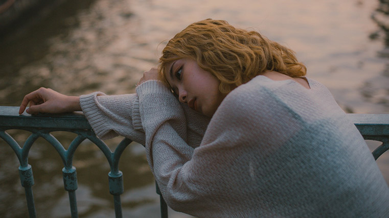 girl_depressed